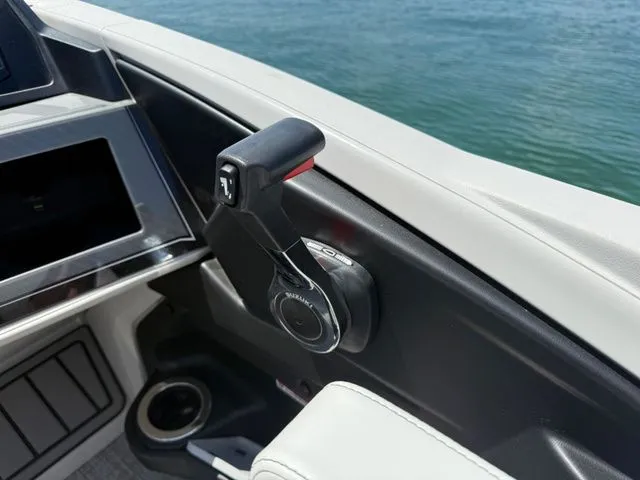 Slide: The Image of Tahoe 2585 VRB 2025 - 17