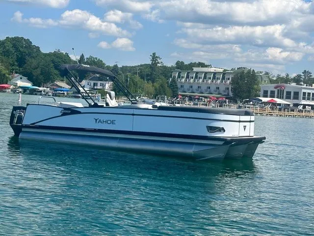 Slide: The Image of Tahoe 2585 VRB 2025 - 6