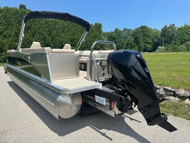 Slide: The Image of Tahoe 2585 Cascade QL 2025 - 6