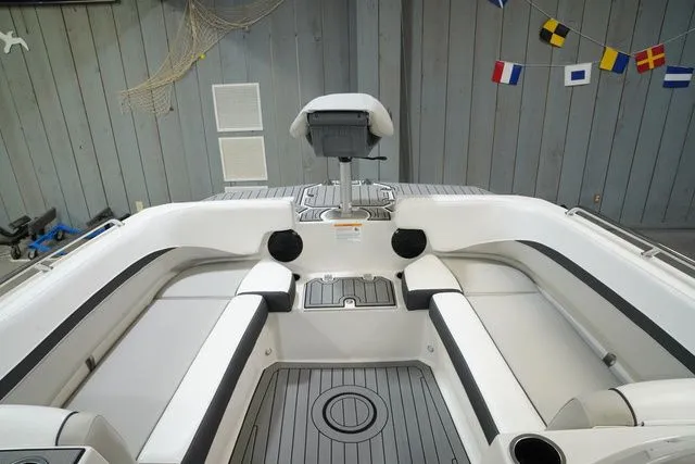 Slide: The Image of Starcraft SVX 211 OB 2026 - 10