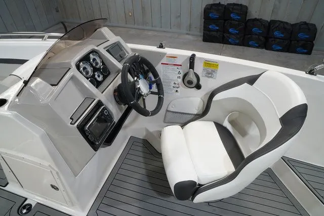 Slide: The Image of Starcraft SVX 211 OB 2026 - 13