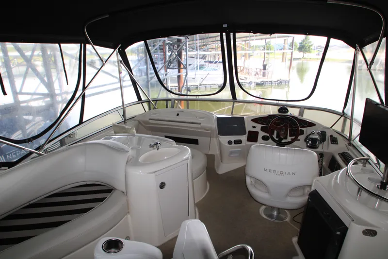 Slide: The Image of Meridian 391 Sedan 2007 - 55