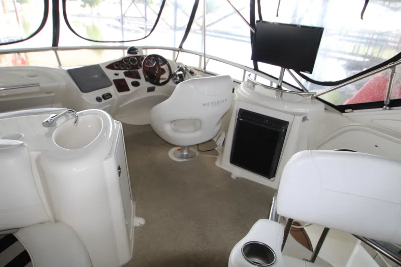 Slide: The Image of Meridian 391 Sedan 2007 - 56