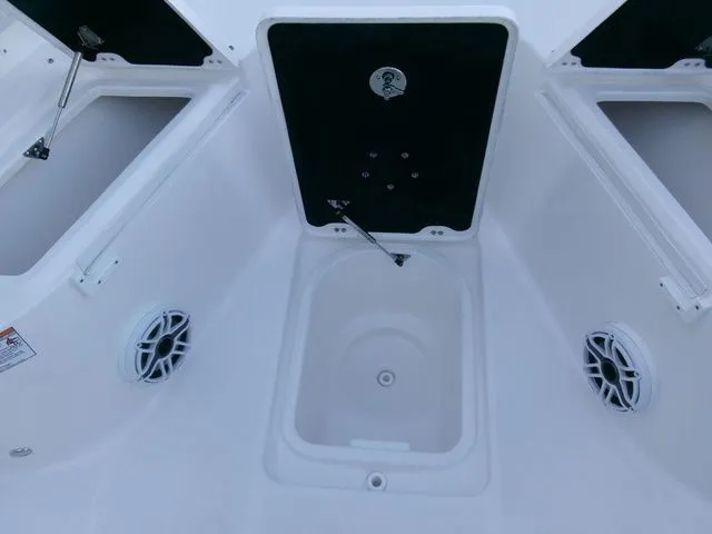 Slide: The Image of Sea Fox 288 Commander 2026 - 14