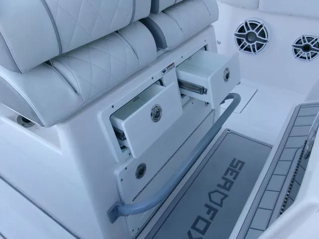 Slide: The Image of Sea Fox 288 Commander 2026 - 31