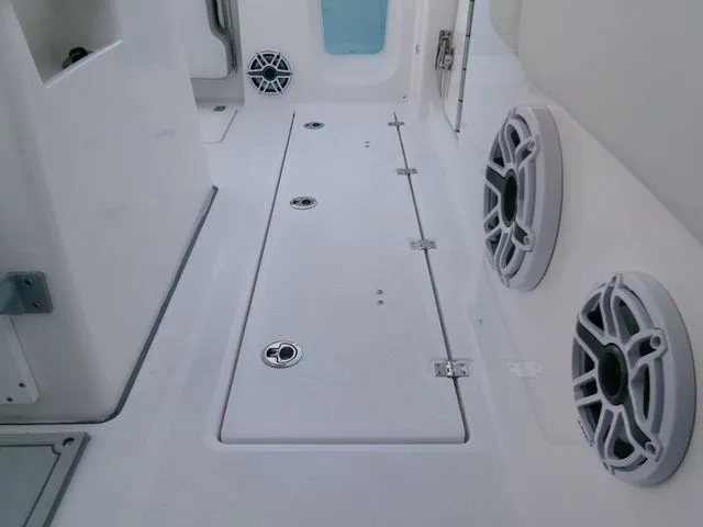 Slide: The Image of Sea Fox 288 Commander 2026 - 36