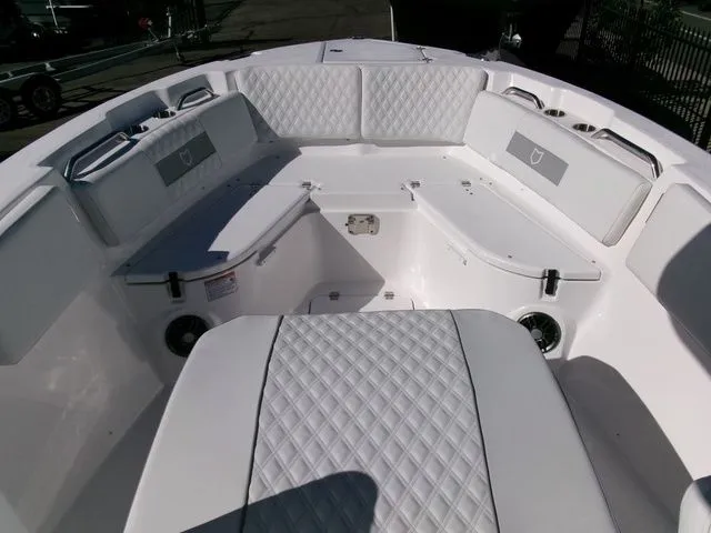 Slide: The Image of Sea Fox 268 Commander 2026 - 10