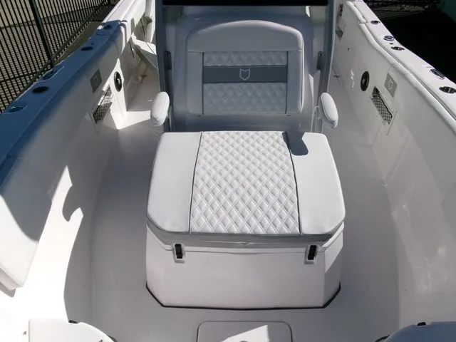 Slide: The Image of Sea Fox 268 Commander 2026 - 13