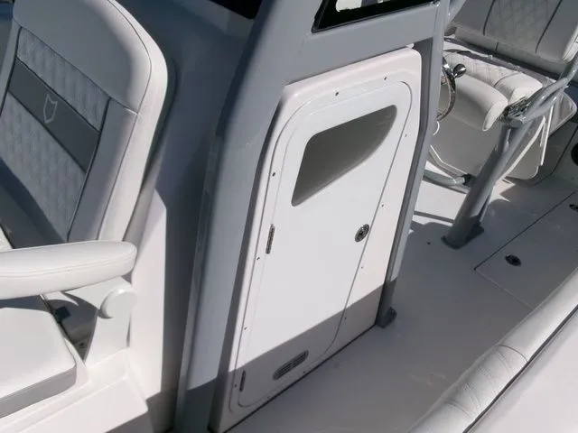 Slide: The Image of Sea Fox 268 Commander 2026 - 17