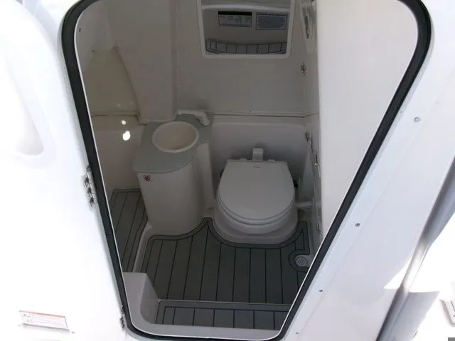 Slide: The Image of Sea Fox 268 Commander 2026 - 19