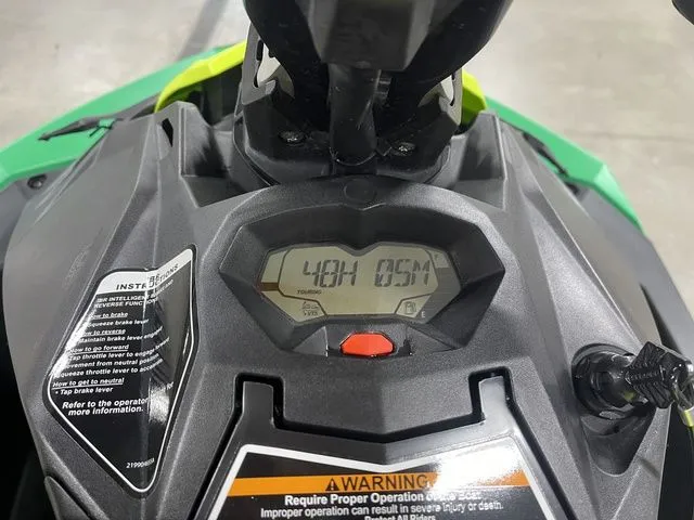 Slide: The Image of Sea-Doo Spark Trixx 2021 - 19