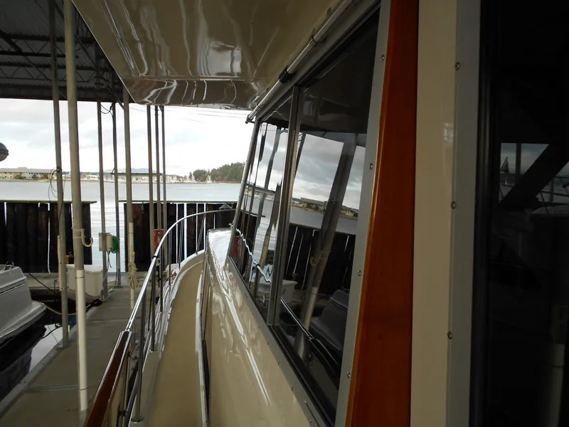 Slide: The Image of Chris-Craft 500 Constellation 1985 - 69