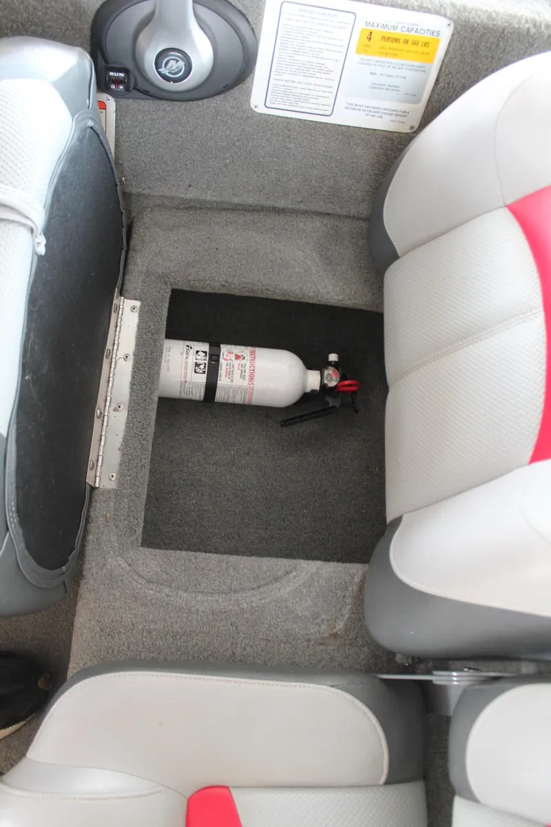 Slide: The Image of Tracker Pro Team 175 TXW 2013 - 13