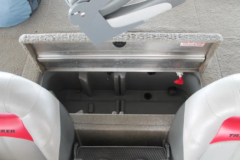 Slide: The Image of Tracker Pro Team 175 TXW 2013 - 15