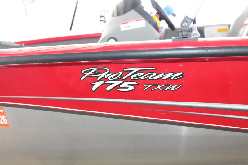 Slide: The Image of Tracker Pro Team 175 TXW 2013 - 5