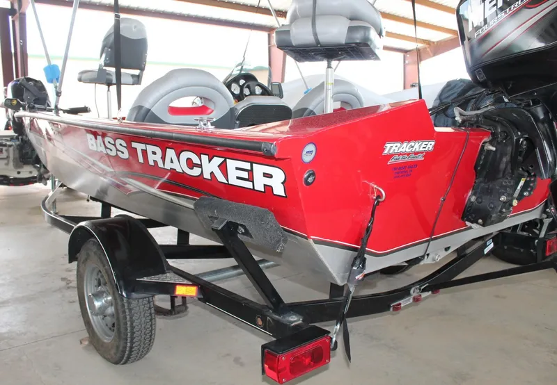 Slide: The Image of Tracker Pro Team 175 TXW 2013 - 6