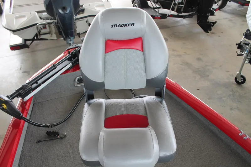 Slide: The Image of Tracker Pro Team 175 TXW 2013 - 9