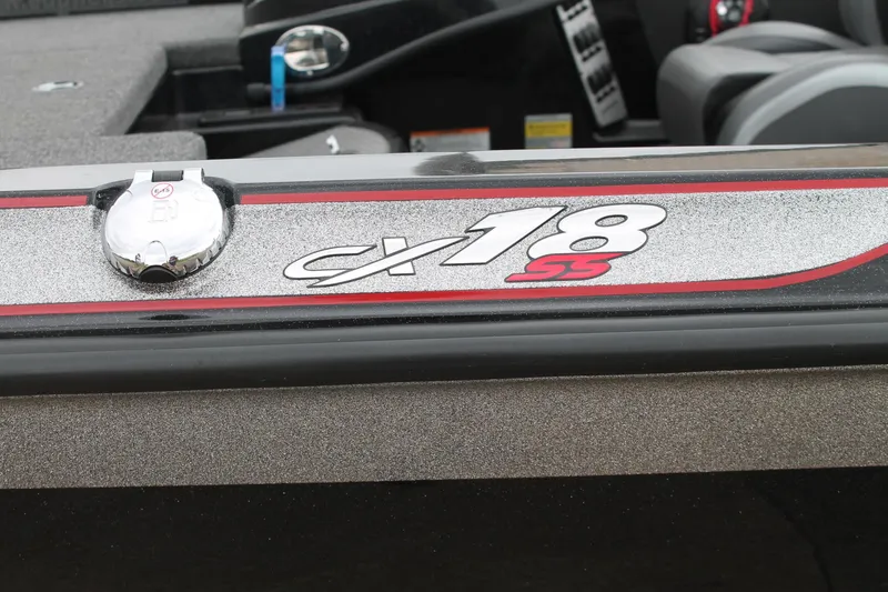 Slide: The Image of Caymas CX18SS 2022 - 3