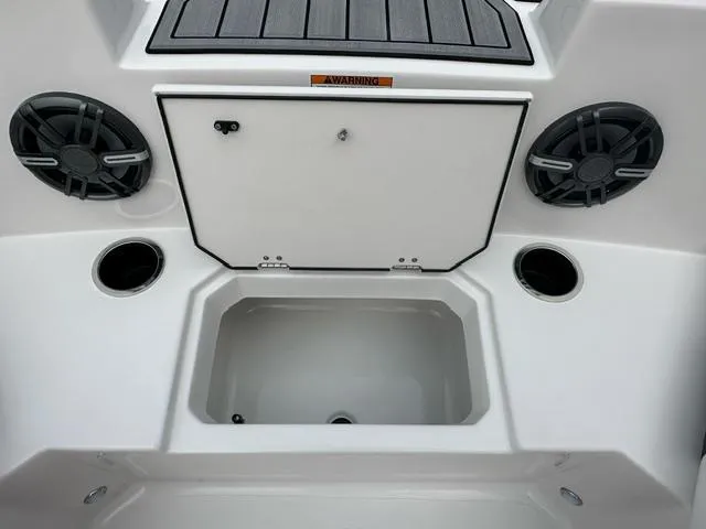 Slide: The Image of Starcraft SVX 171OB 2024 - 16