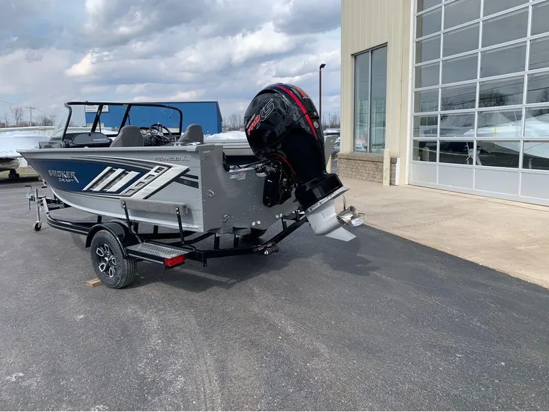 Slide: The Image of Smoker Craft Pro Angler XL 182 2023 - 10