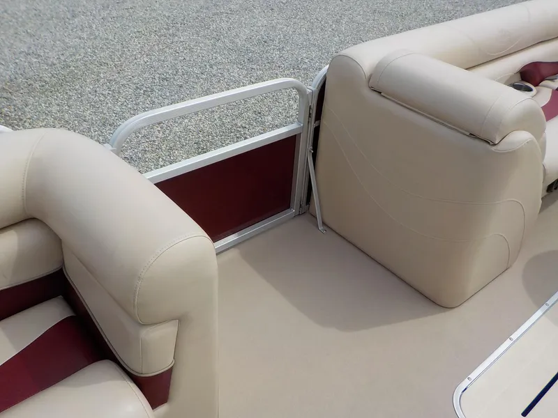 Slide: The Image of G3 LX3 22 C 2012 - 17