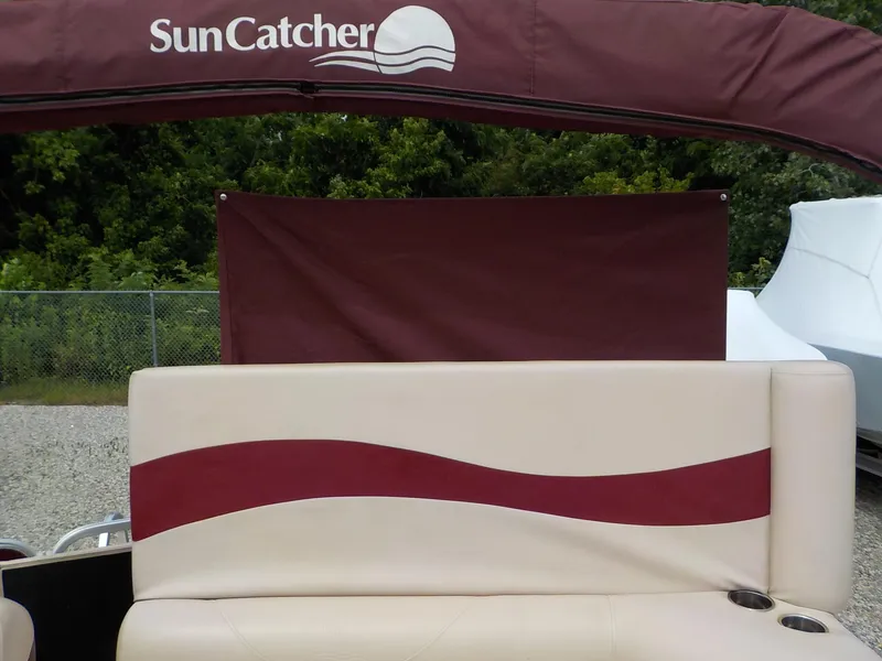 Slide: The Image of G3 LX3 22 C 2012 - 9