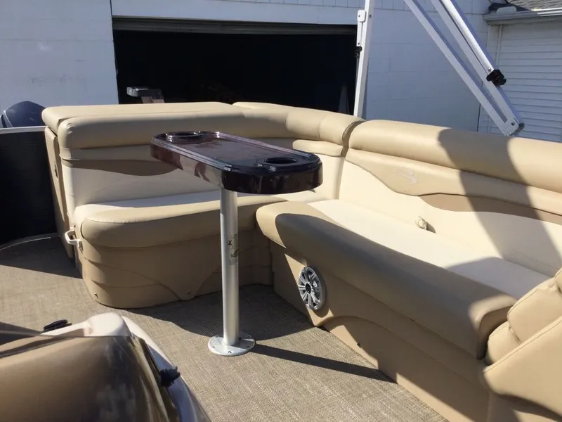 Slide: The Image of Bennington 22SLXDF 2016 - 15