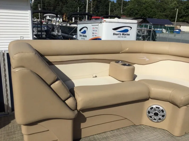 Slide: The Image of Bennington 22SLXDF 2016 - 16