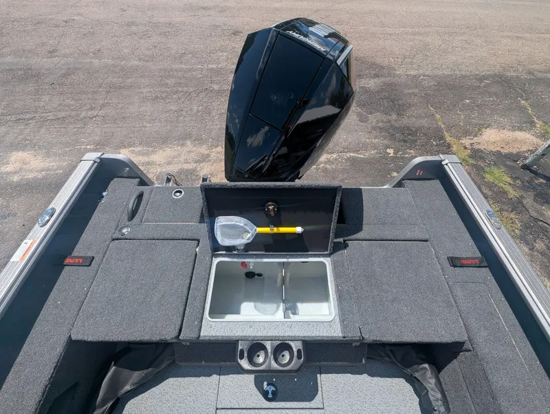 Slide: The Image of 2026 Lund 2075 Impact XS Arctic White In stock waconda boats - 10