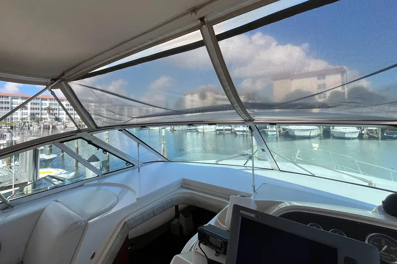 Slide: The Image of Cruisers 4450 Express Motoryacht 2000 - 62