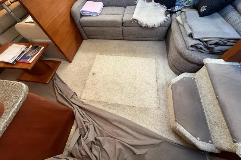 Slide: The Image of Cruisers 4450 Express Motoryacht 2000 - 85