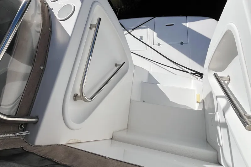 Slide: The Image of Stairway on 2000 Cruisers Yachts 4450 Motor Yacht with stainless steel railings. - 41