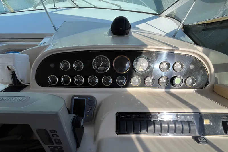 Slide: The Image of Cruisers Yachts 4450 Express Motoryacht 2000 - 59