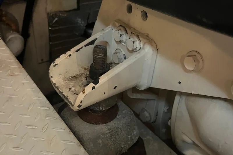 Slide: The Image of Cruisers Yachts 4450 Express Motoryacht 2000 - 71