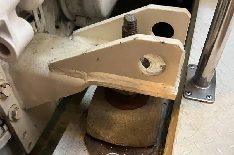 Slide: The Image of Cruisers Yachts 4450 Express Motoryacht 2000 - 72