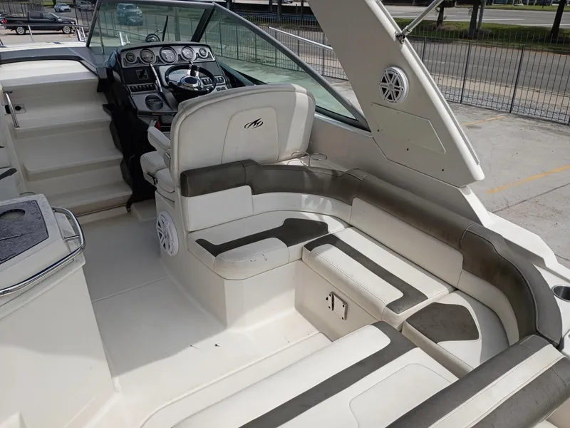 Slide: The Image of Monterey 260 SCR 2013 - 15