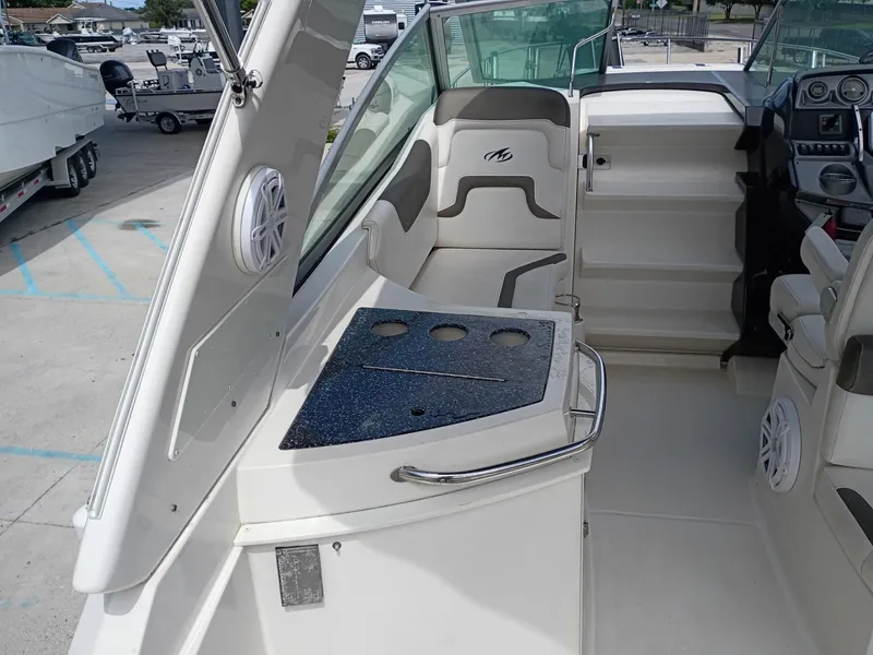 Slide: The Image of Monterey 260 SCR 2013 - 16