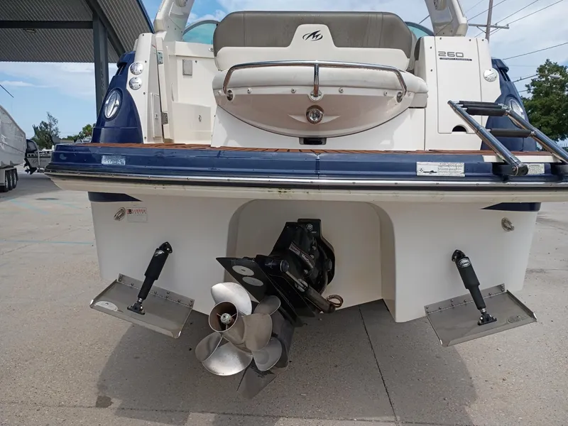 Slide: The Image of Monterey 260 SCR 2013 - 3