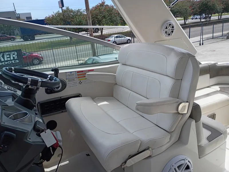 Slide: The Image of Monterey 260 SCR 2013 - 6