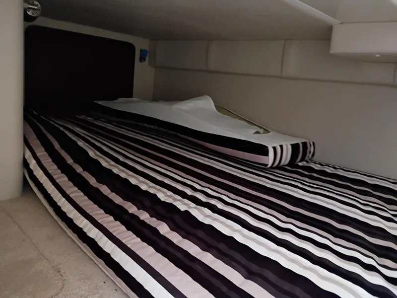 Slide: The Image of Monterey 260 SCR 2013 - 9