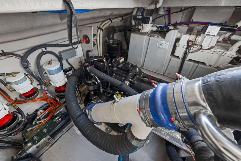 Slide: The Image of Sea Ray 43 Sundancer 2009 - 65