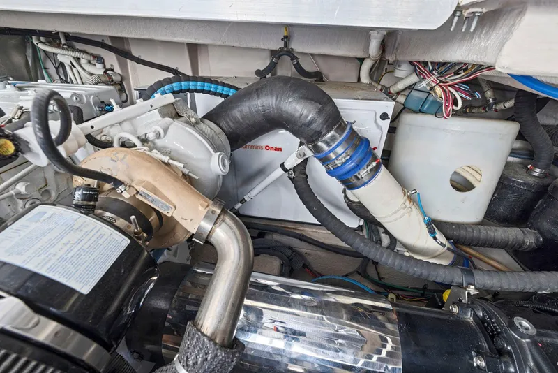 Slide: The Image of Sea Ray 43 Sundancer 2009 - 66