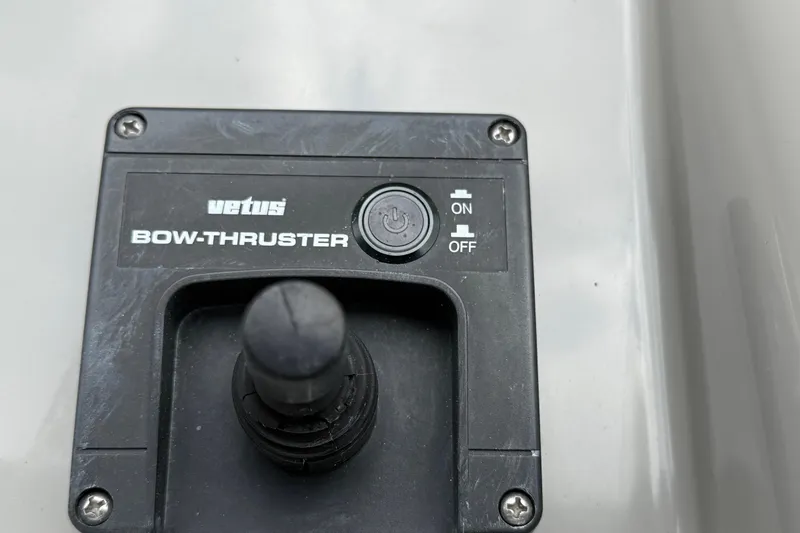 Slide: The Image of Vetus bow thruster control panel on a 2003 Formula 37 PC boat. - 21