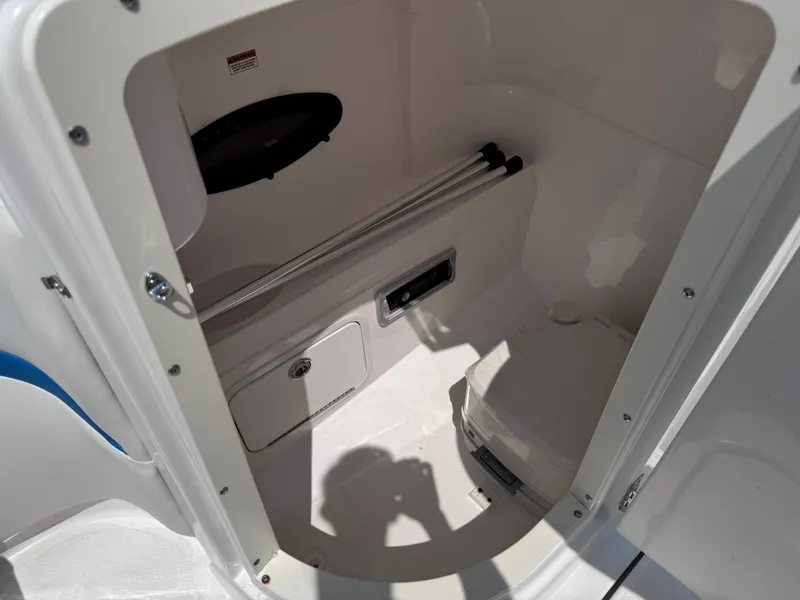 Slide: The Image of Hurricane SunDeck 2200 2014 - 5