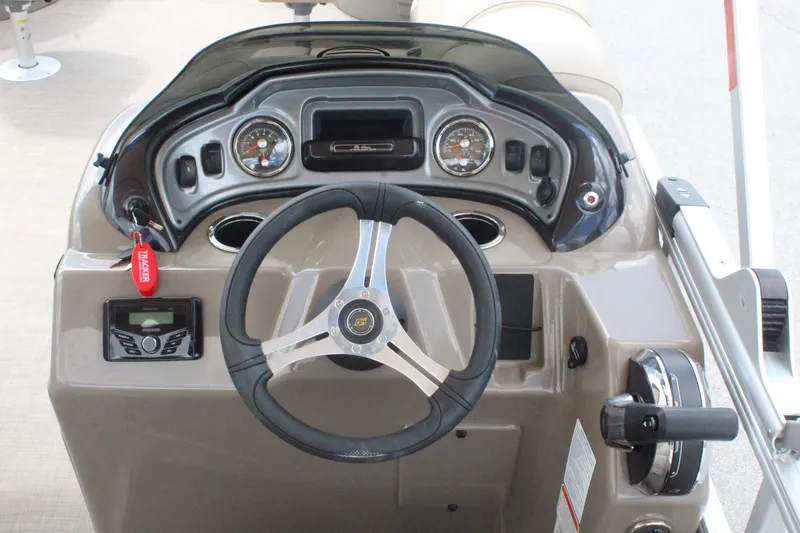 Slide: The Image of Tracker FB 22 2023 - 9