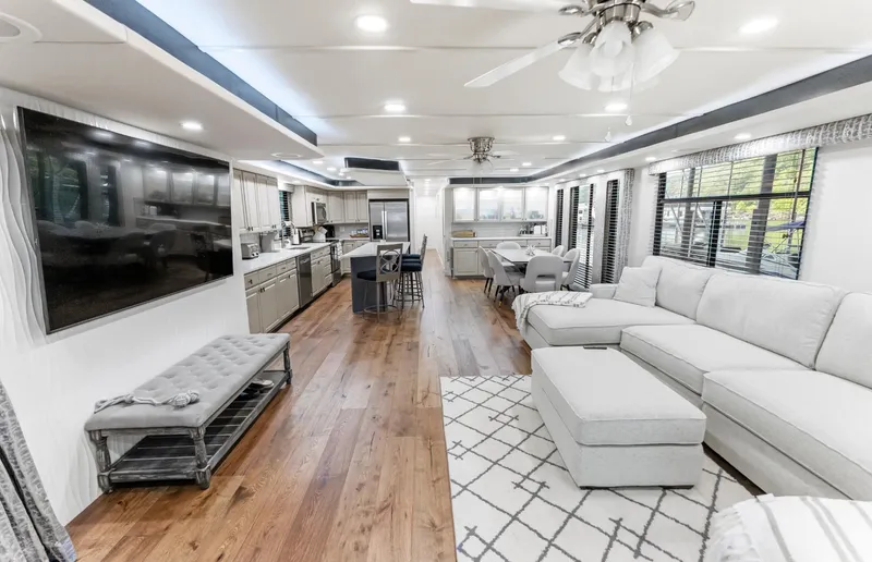 Slide: The Image of Sumerset 18 x 93 1999 - 58