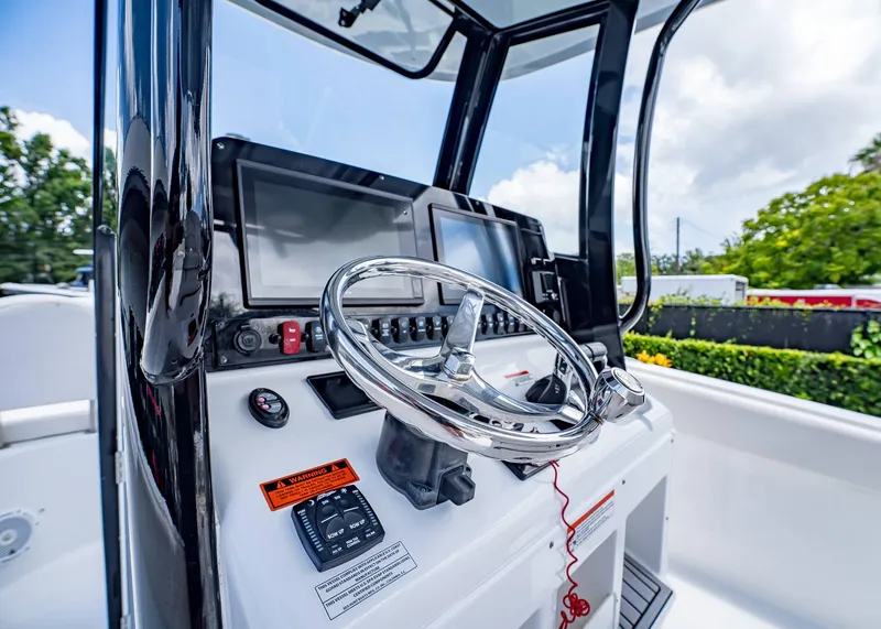 Slide: The Image of Sea Hunt Ultra 265 SE 2021 - 22