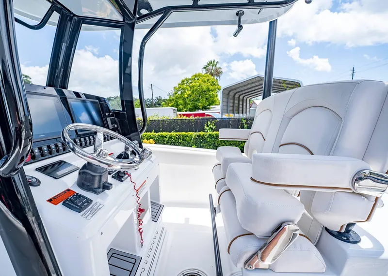 Slide: The Image of Sea Hunt Ultra 265 SE 2021 - 23