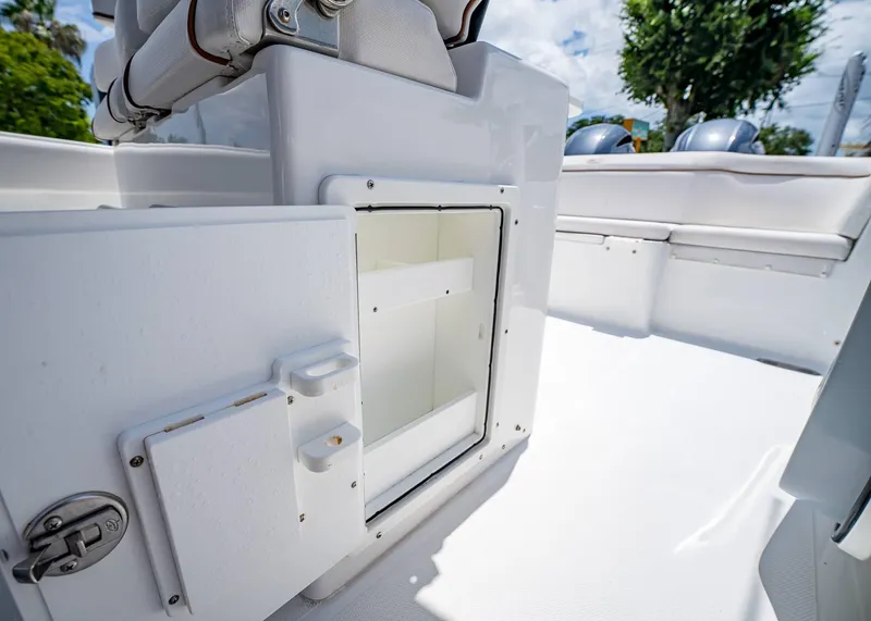 Slide: The Image of Sea Hunt Ultra 265 SE 2021 - 27