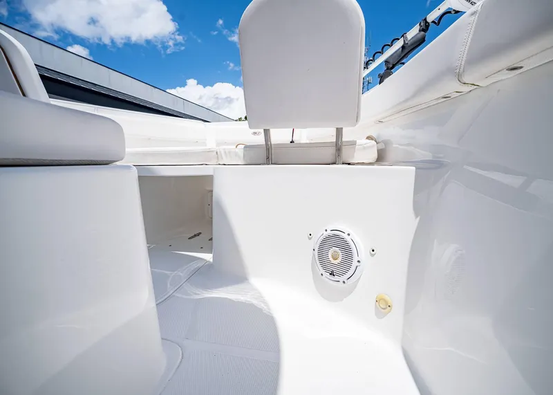 Slide: The Image of Sea Hunt Ultra 265 SE 2021 - 29